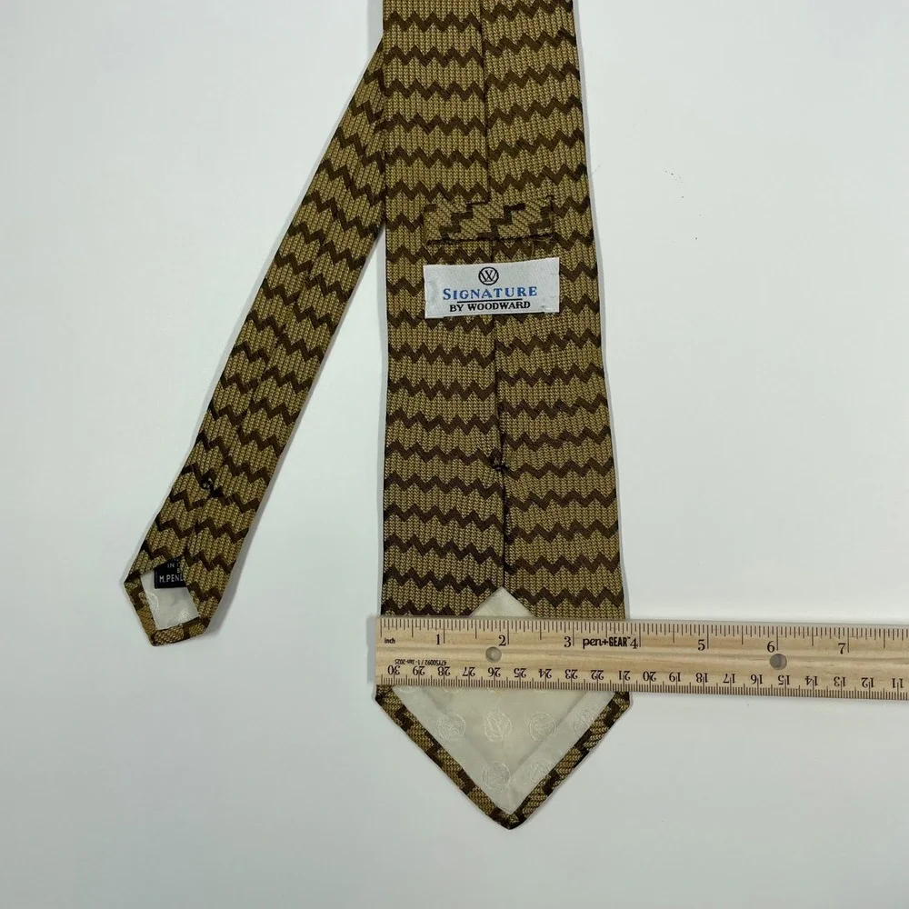 Signature By Woodward Brown Gold Chevron Silk Necktie Mens One Size